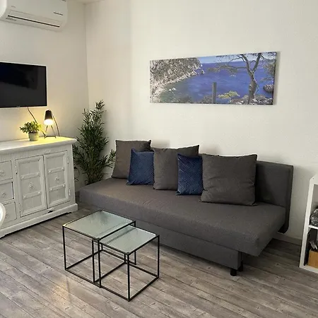 Studio Meuble Bord De Mer Bormes-les-Mimosas Buitenkant foto